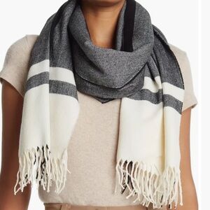 Flecked Herringbone Scarf